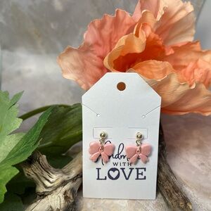 Ribbon Stud Earrings